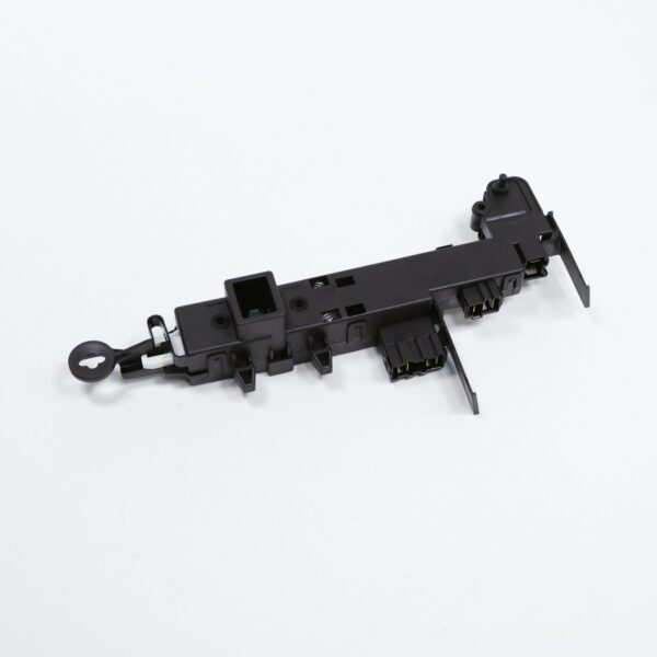 WP8182634 - Latch